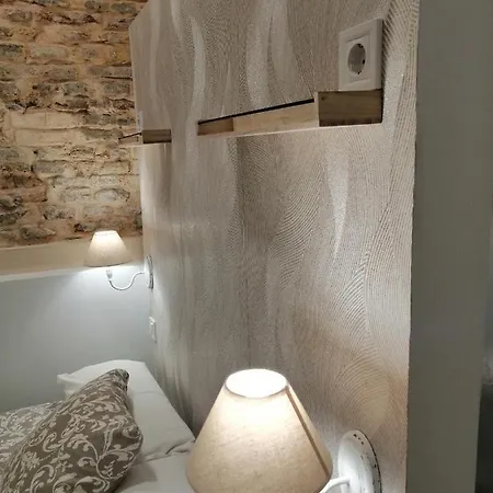 アパート Salotur Sierpes セビリア